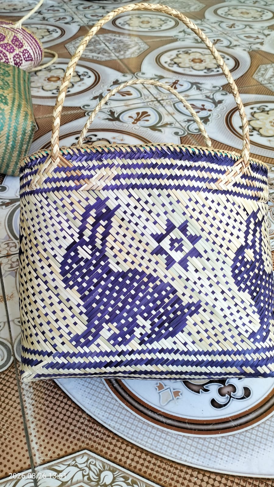 Tas Anyaman motif/totebag 
